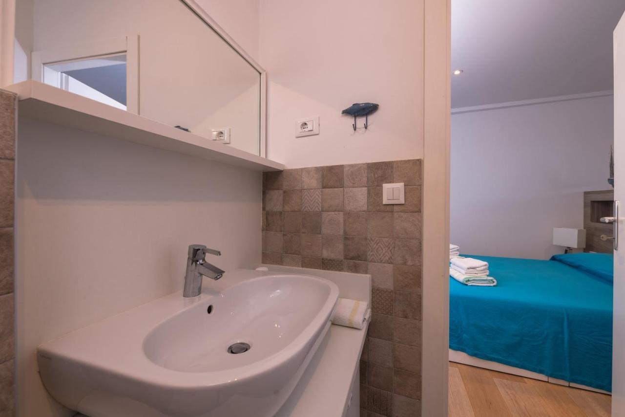 Blue Sea View Apartment Rovinj Bagian luar foto