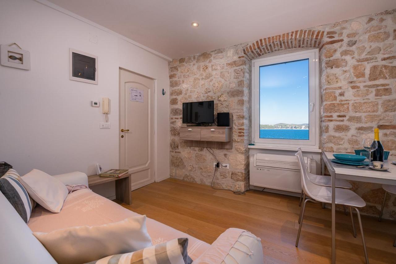 Blue Sea View Apartment Rovinj Bagian luar foto
